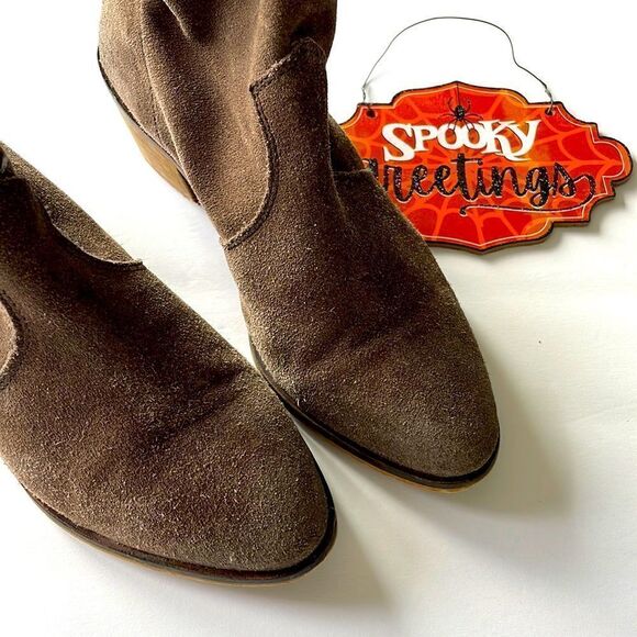 Rebels | Molly Western-Style Suede Booties, size 7.5 - Picture 3 of 14
